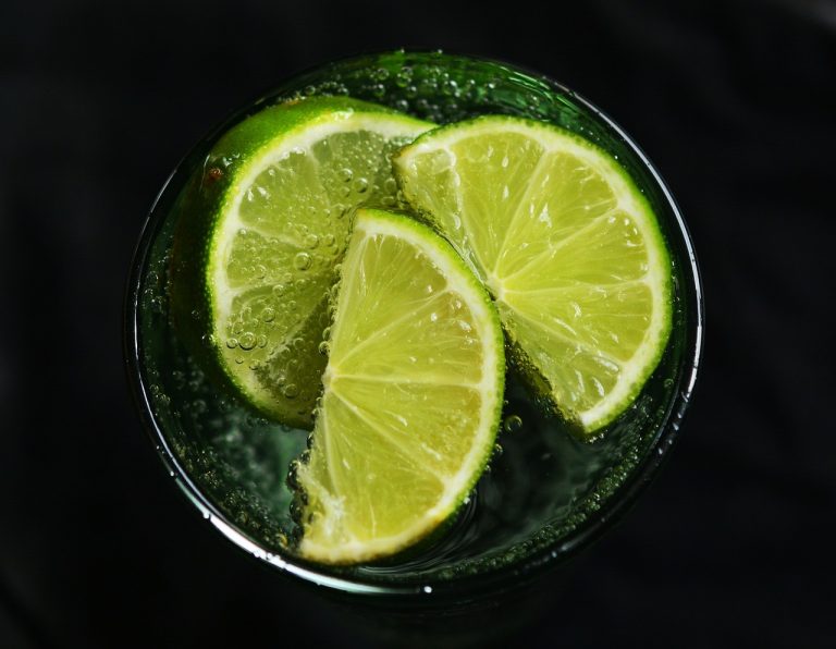 lime, water, refreshing-2143600.jpg